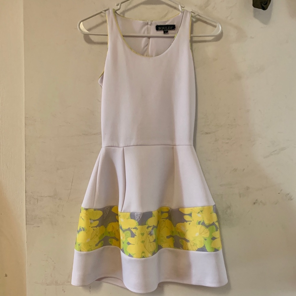 Boulee dress. White - size 2